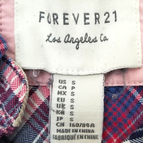 Womens Forever 21 button down shirt - Picture 3 of 8